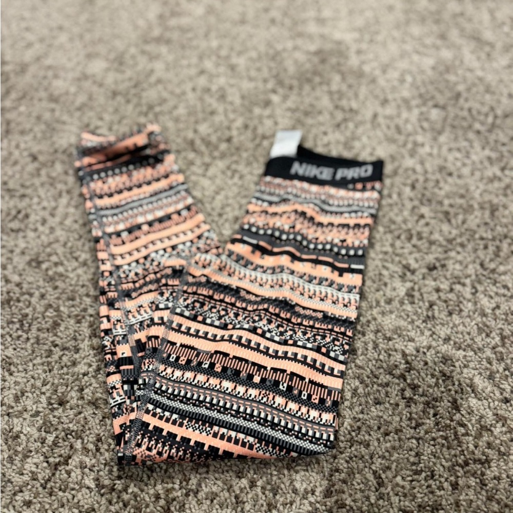 Nike Pro Leggings, size medium